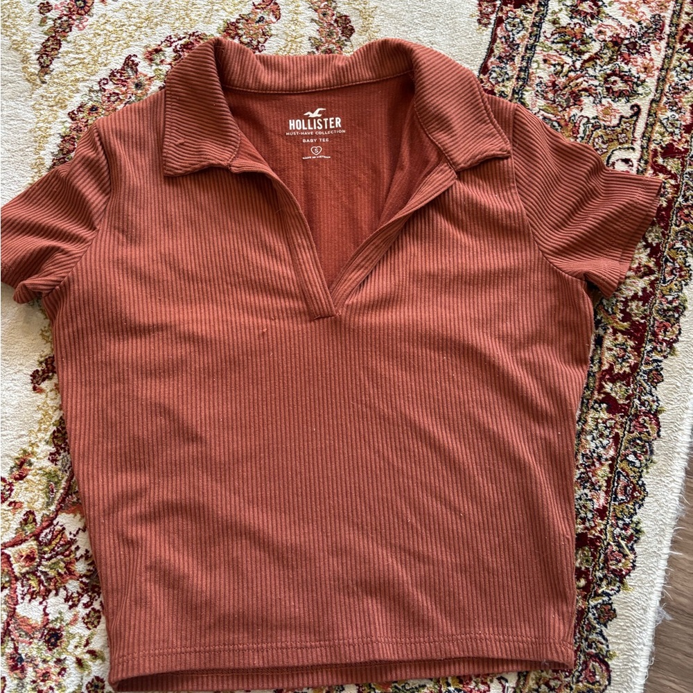 Hollister Women's Short Sleeve Rust Top